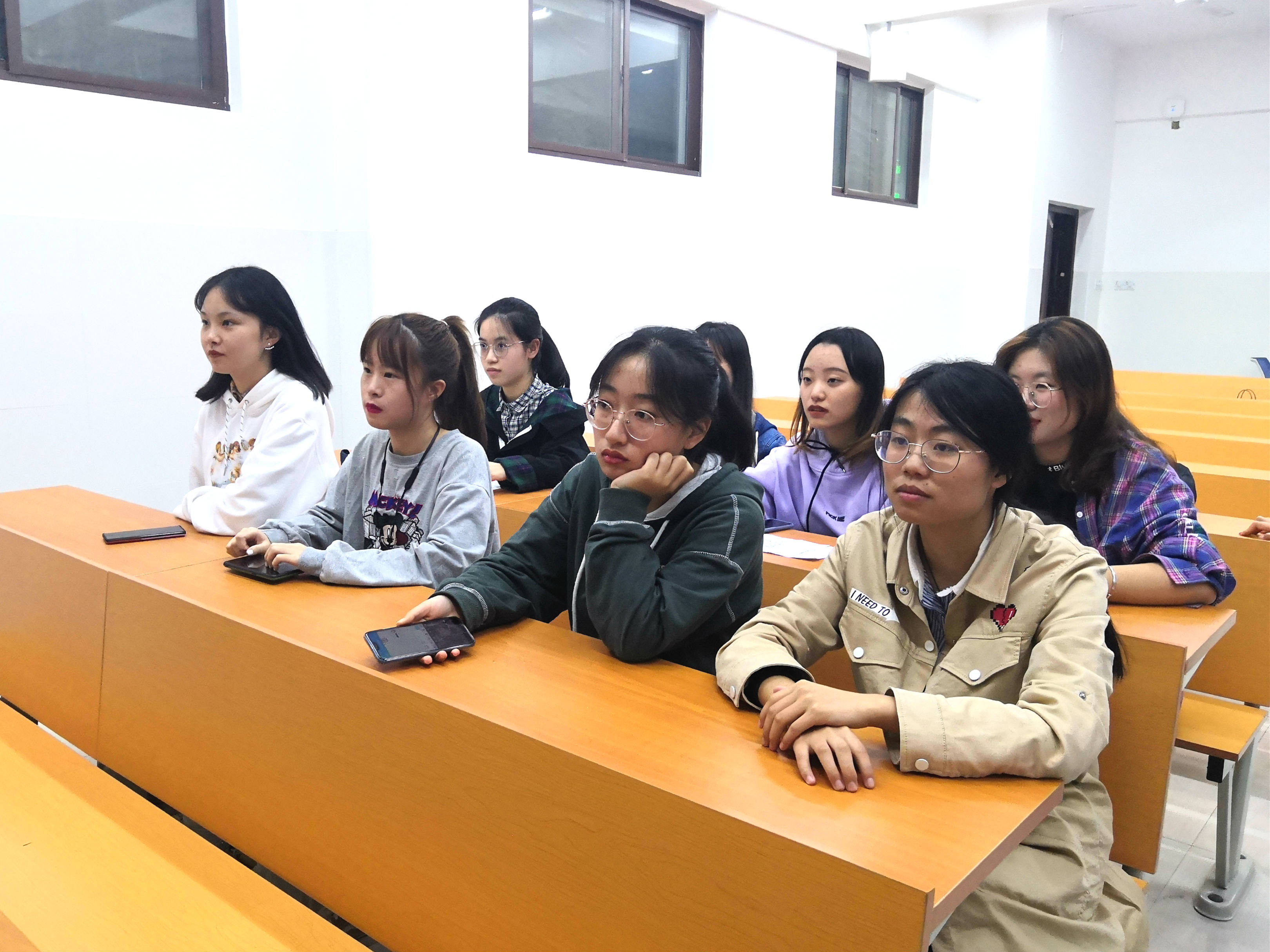 18级会计班召开本学期第一次班委会-湖南师范大学商学院