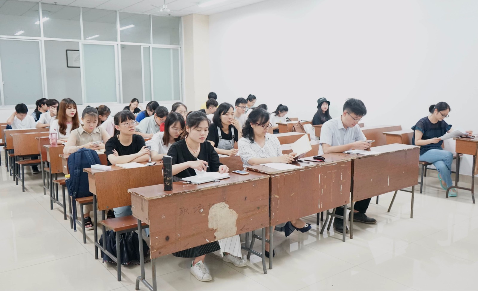 动员会现场.jpg